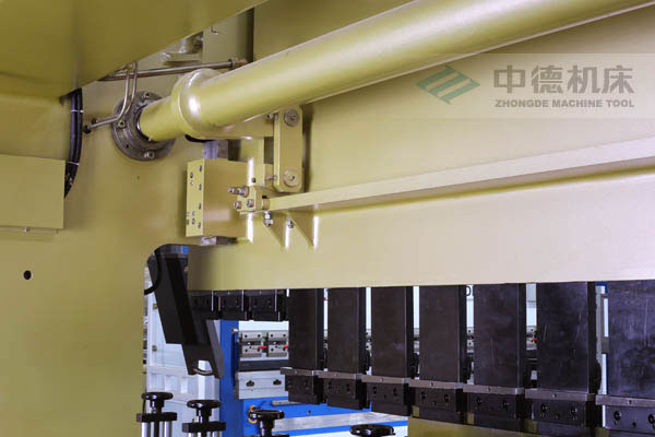 ZDPK-10032配有中德公司最新型扭轴同步装配，强度高，能调理，专利手艺